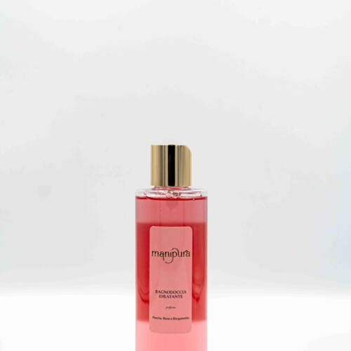 Flacone frontale del bagnodoccia idratante Manipura alla Peonia, Rosa e Bergamotto, con liquido rosa e tappo dorato, su sfondo chiaro.